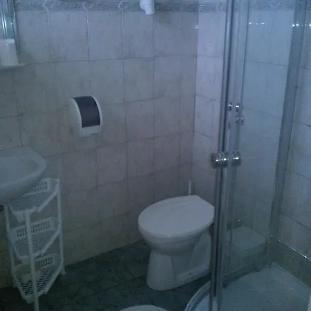 Kont Panzio Es Apartmanhazak Pensjonat