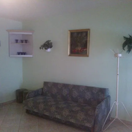 Kont Panzio Es Apartmanhazak Pensjonat *